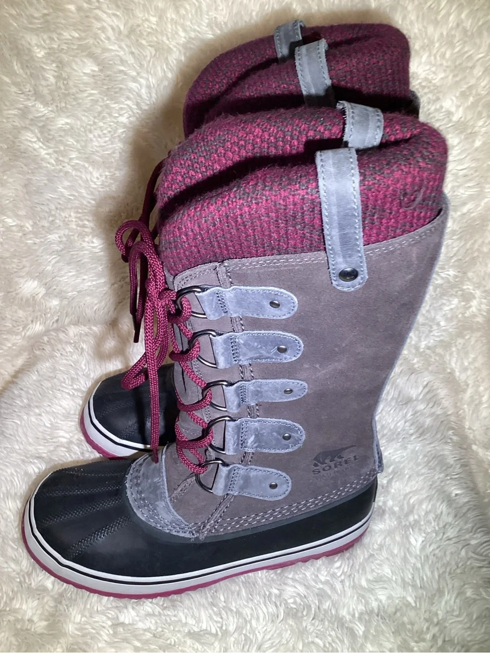 Sorel Women's Joan of artic Waterproof Winter Lace-Up Boots size 8.5